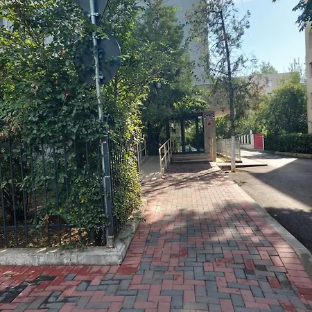 Aldira Joy Arena Nationala Апартаменты