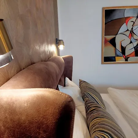 Aldira Joy Arena Nationala Appartement *