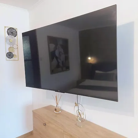 Aldira Joy Arena Nationala Апартаменты *