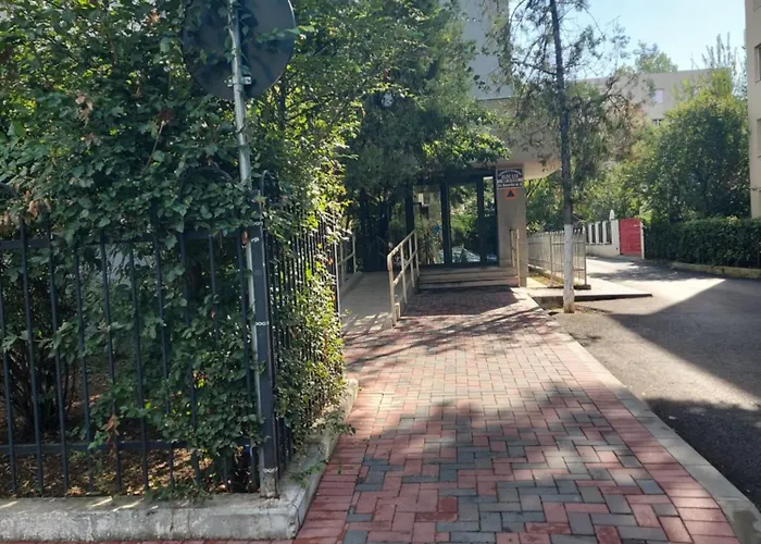 Aldira Joy Arena Nationala Lejlighed