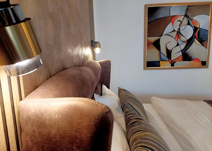 Aldira Joy Arena Nationala Apartman *